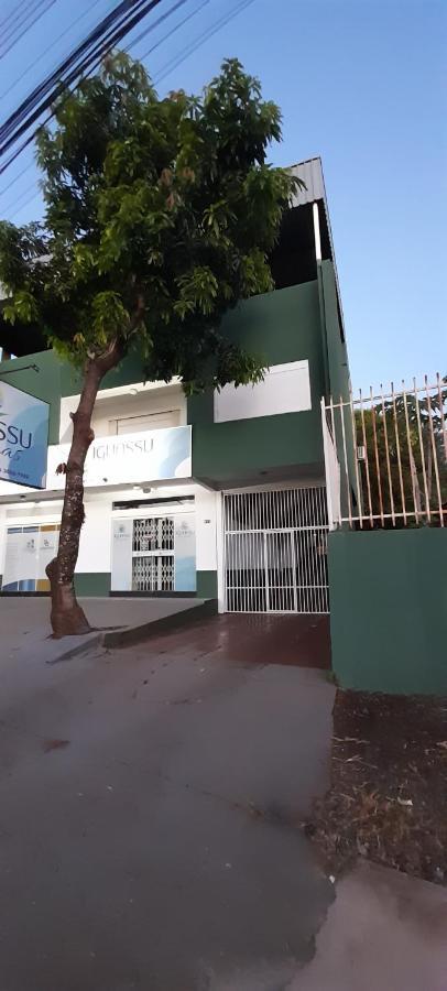 Apartamento espaçoso com estacionamento incluído Foz do Iguaçu Exterior foto