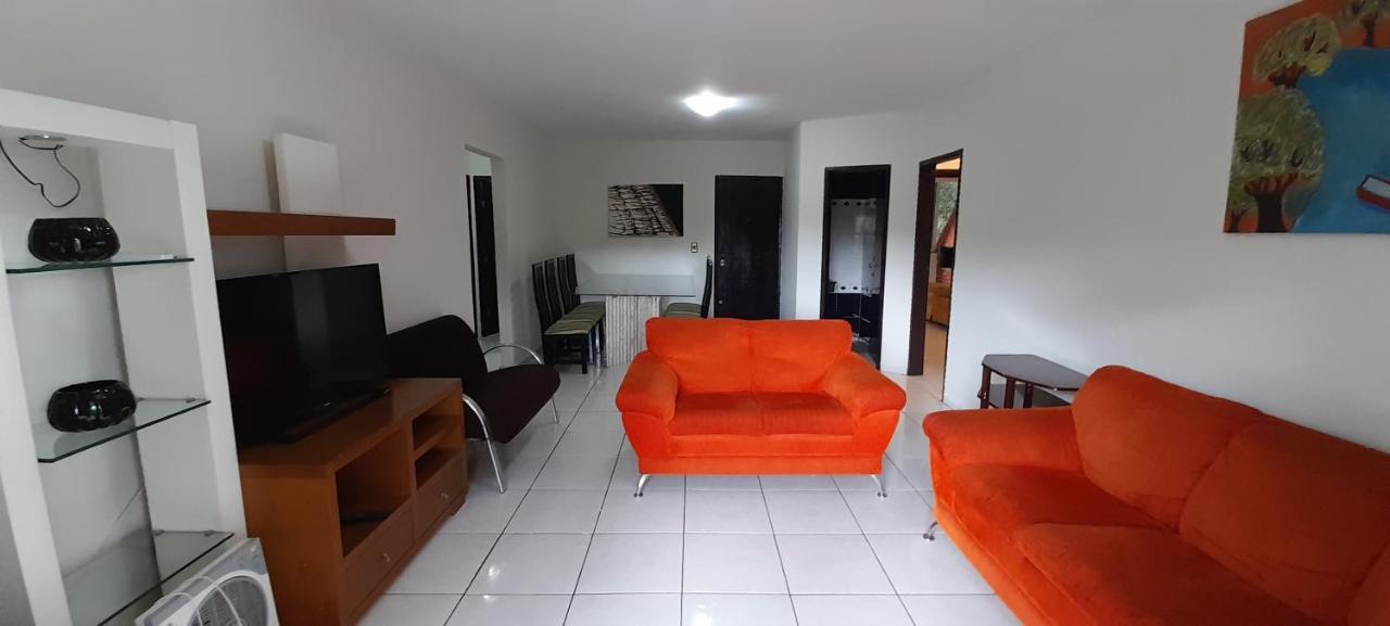 Apartamento espaçoso com estacionamento incluído Foz do Iguaçu Exterior foto