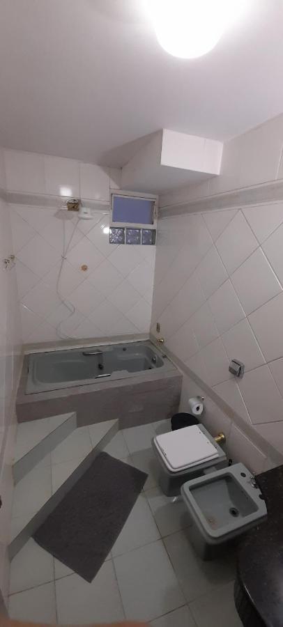 Apartamento espaçoso com estacionamento incluído Foz do Iguaçu Exterior foto