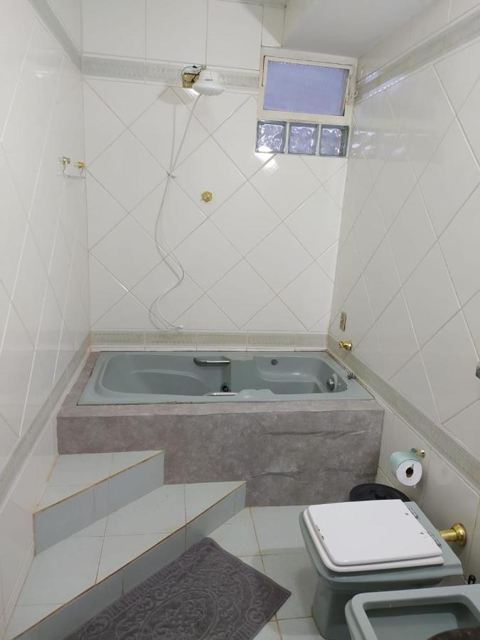 Apartamento espaçoso com estacionamento incluído Foz do Iguaçu Exterior foto